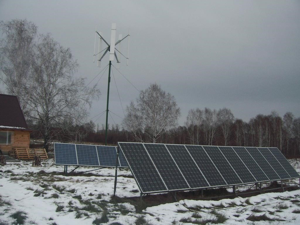 Солнечная электростанция и ветрогенератор для электроснабжения дома